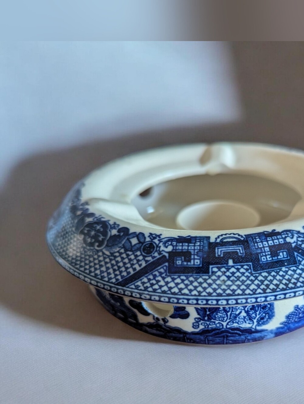 1920s Blue Willow Design Japan Ashtray